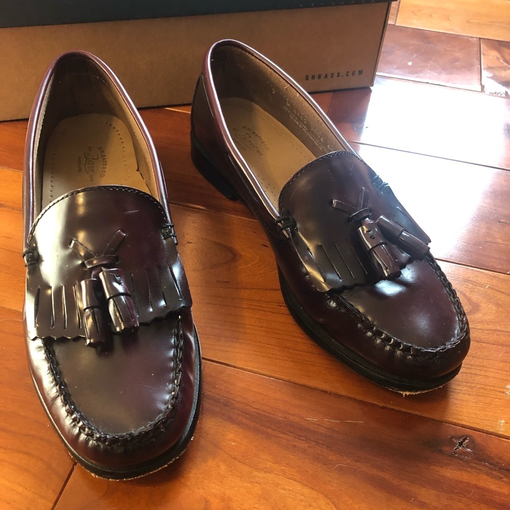 Bass Weejuns Burgundy Leather Tasseled Loafers